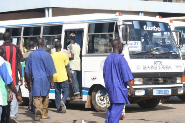 VIEDO Dakar, le calvaire des transports en commun (REPORTAGE)