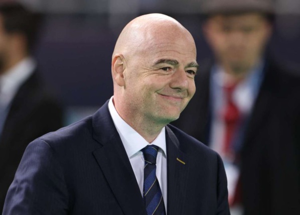 FIFA : Gianni Infantino réélu par acclamation