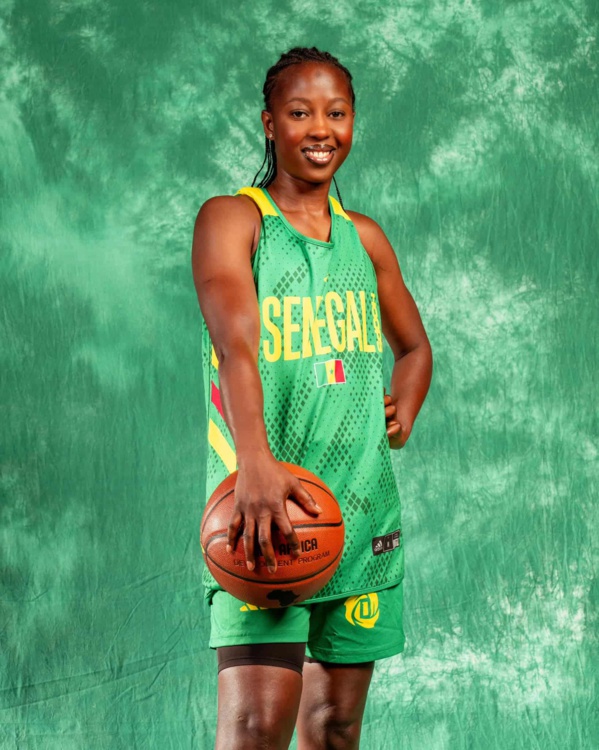 BASKET ÉQUIPE NATIONALE: Fatou Dieng raccroche fièrement et s'adresse aux sénégalais et à ses coépières