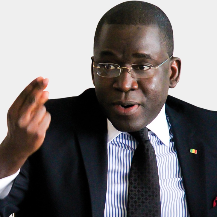 Présidentielle 2024: Le ministre Aliou Sow disqualifie Macky Sall (VIEDO)