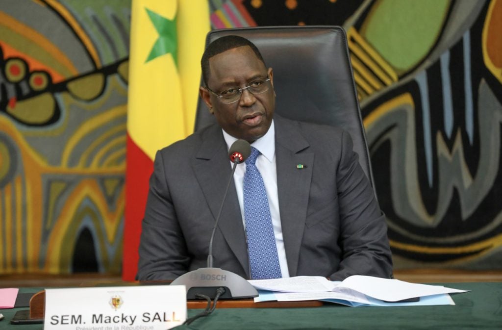 SENEGAL: Macky Sall reçoit 905 milliards de FCFA 