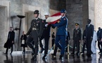 Turquie : Le président Diomaye Faye débute sa visite au mausolée de Mustafa Kemal Atatürk